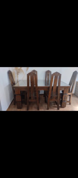 Silla de comedor madera tallada