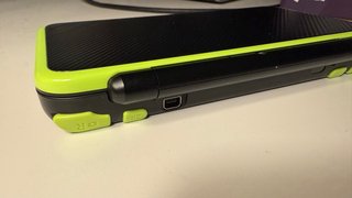 Nintendo New 2DS XL Negra/Verde