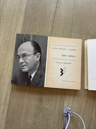 Obra completa [de] Vicent Andrés i Estellés Int...