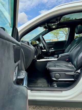 Mercedes-Benz GLA AMG LINE 2021