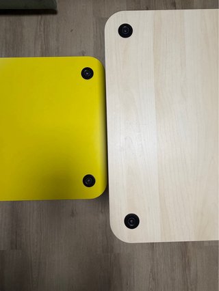 Mesa nido amarilla y beige Ikea - SONHULT