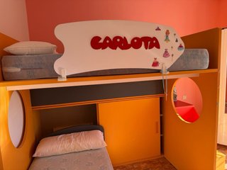Litera infantil con nombre Carlota