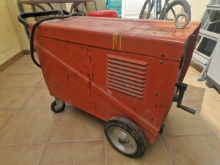 Soldadora Helvi Universal 330