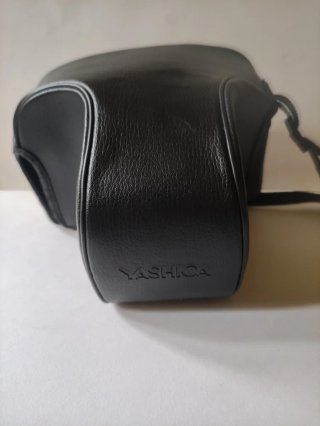 Yashica 108 Multiprogram Analogica