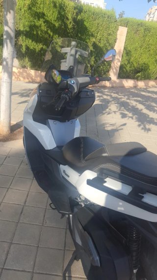 BMW C400GT Maxi Scooter