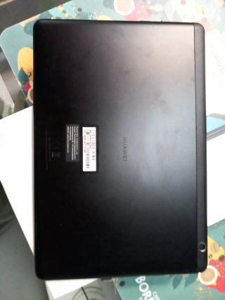 Tablet Huawei MediaPad T5 Nero con custodia