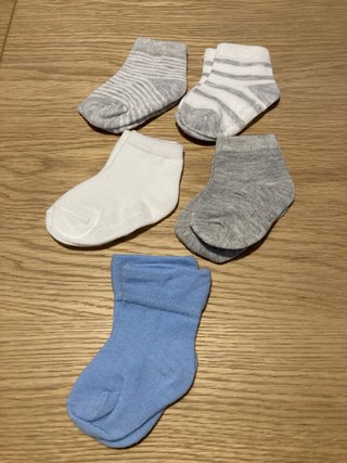 Calcetines bebé 0-6 meses (nuevos)