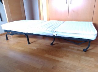 Sillón-cama blanco
