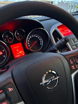 Opel Astra 2010