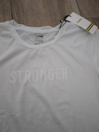 Camiseta deportiva blanca STRONGER mujer