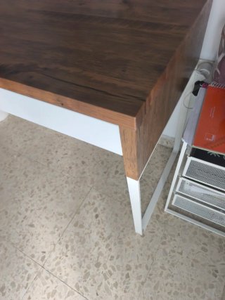 Escritorio tocador+espejo madera y blanco