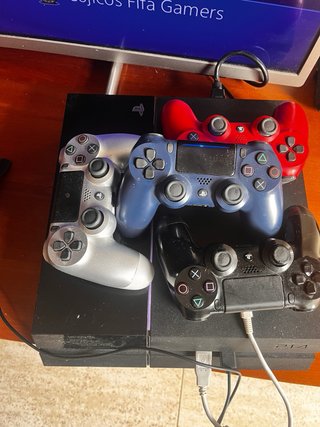 Playstation 4 Negra