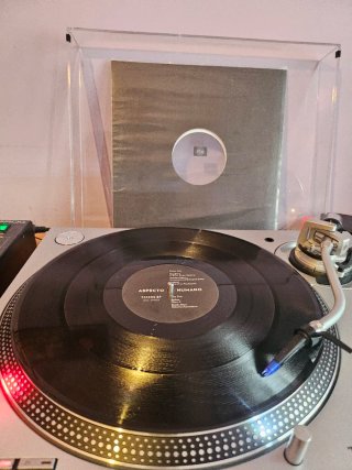 Various - Essere EP Aspecto Humano