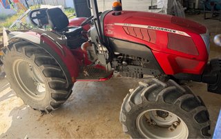 Lote de Tractor McCormick X2.30 de 50 cv