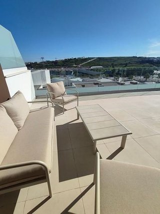 Ático en alquiler en Zona Norte en Estepona
