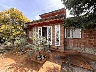 Chalet en alquiler en Becerril de la Sierra