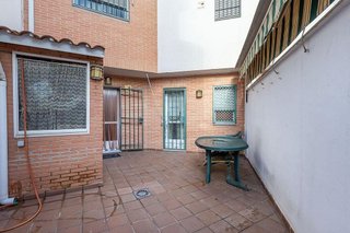Casa adosada en venta en Ogíjares