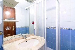Piso en venta en Montemar en Torremolinos