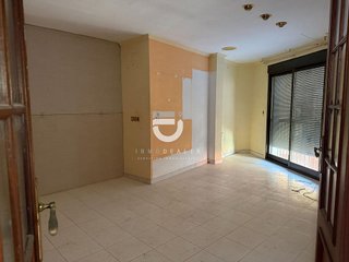 Edificio en venta en Tavernes de la Valldigna
