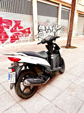 Suzuki Address 2015 - 30.500 km - ITV válida