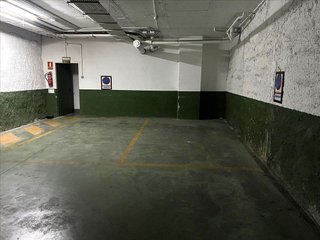 Garaje en venta en Arenal en Sevilla