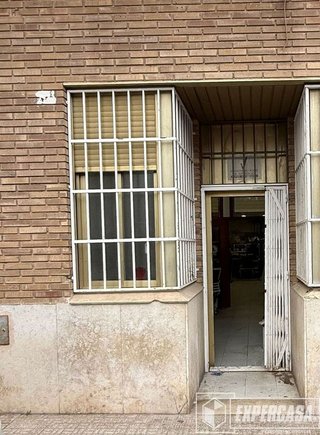 Local comercial en venta en Picassent