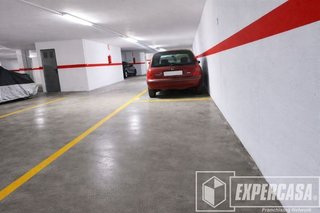 Garaje en venta en El Carmen en Manises