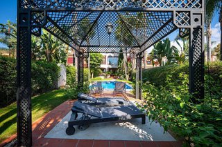 Casa adosada en alquiler en Nueva Andalucía centro en Marbella