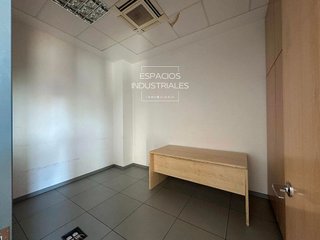 Nave industrial en alquiler en Cuevas - Ilustración en Ciempozuelos