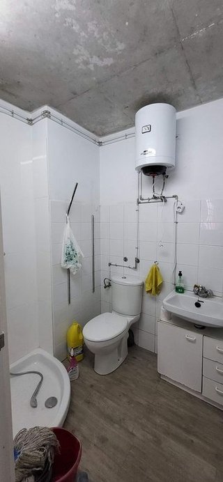 Local comercial en alquiler en Carballo