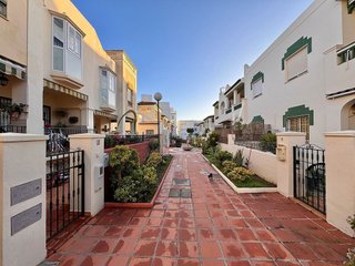 Casa pareada en venta en Chaparil - Torrecilla en Nerja