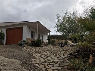 Chalet en venta en Montefrío