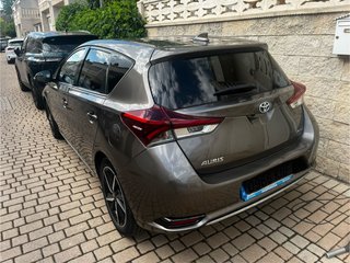 Toyota Auris Hibrido 2018