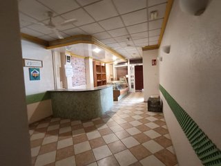 Local comercial en venta en Este en Castellón de la Plana
