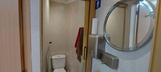 Local comercial en venta en Lucero en Madrid