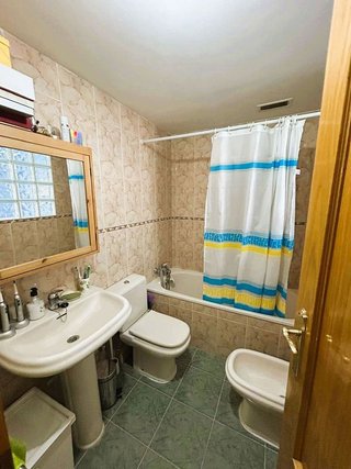 Casa adosada en venta en Alameda Park en Manises
