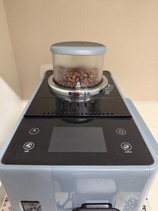 Macchina da caffè Delonghi Rivelia grigia