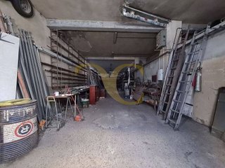 Local comercial en venta en La Pola Siero en Siero