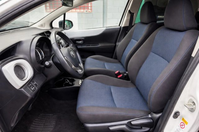 Toyota Yaris 2012