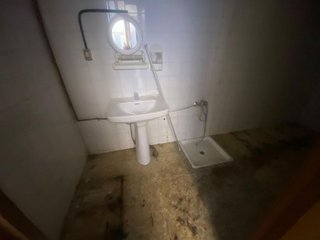 Local comercial en venta en Guadix