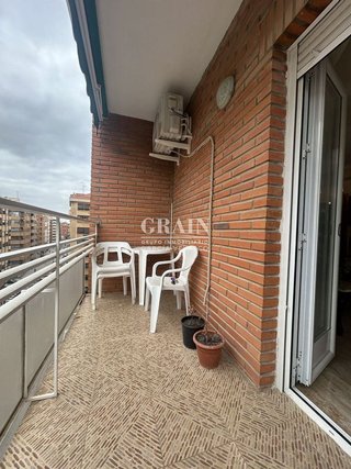 Piso en venta en Feria en Albacete