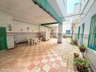 Casa adosada en venta en Centro Ciudad en Linares
