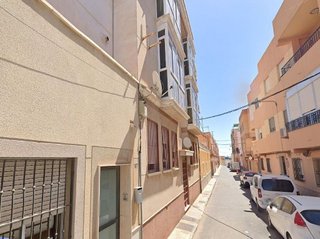 Piso en venta en Los Molinos - Villa Blanca en Almería