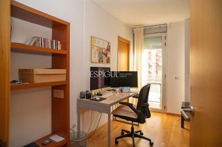 Piso en venta en Eixample Nord – La Devesa en Girona