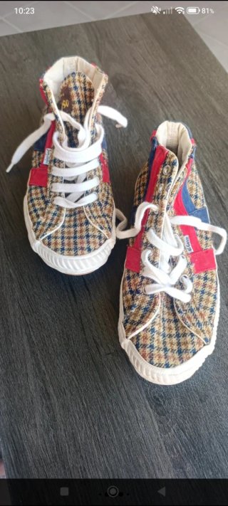 El Ganso Zapatillas Beige y Rojas