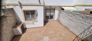 Casa adosada en venta en La Granja-La Colina-Los Pastores en Algeciras