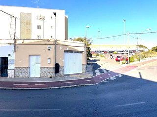 Chalet en venta en Piedras Redondas – Torrecárdenas en Almería