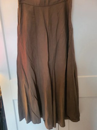 Falda larga Zara verde