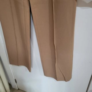 Pantalón ancho beige Talla S zara