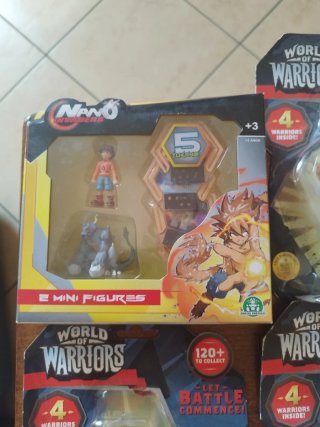 Set giocattoli misti World of Warriors
